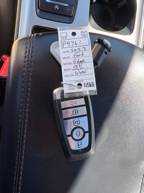 Used 2023 Ford Edge SEL w/ Convenience Package AWD/4WD image 6