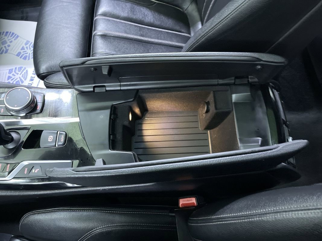 Used 2018 BMW 530e w/ Premium Package 2 image 27