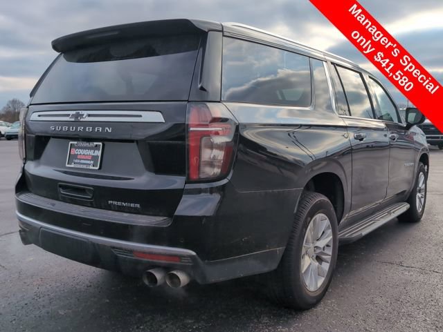 Used 2023 Chevrolet Suburban Premier image 7
