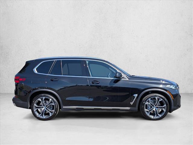 Used 2026 BMW X5 xDrive40i AWD/4WD image 4