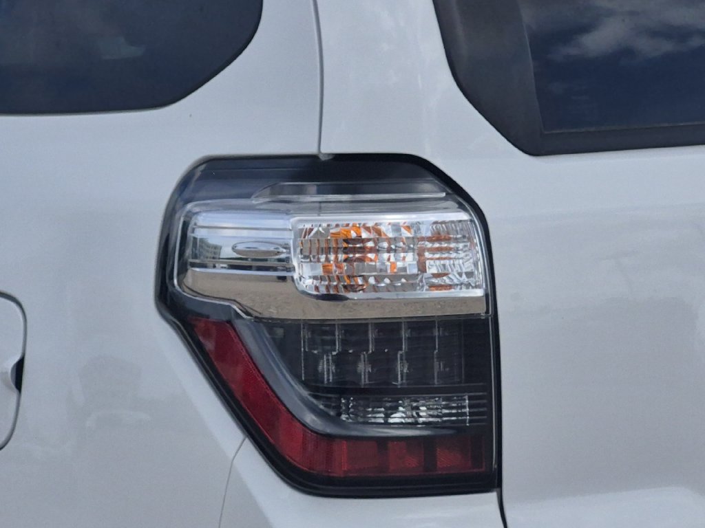 Certified 2024 Toyota 4Runner TRD Off-Road AWD/4WD image 28