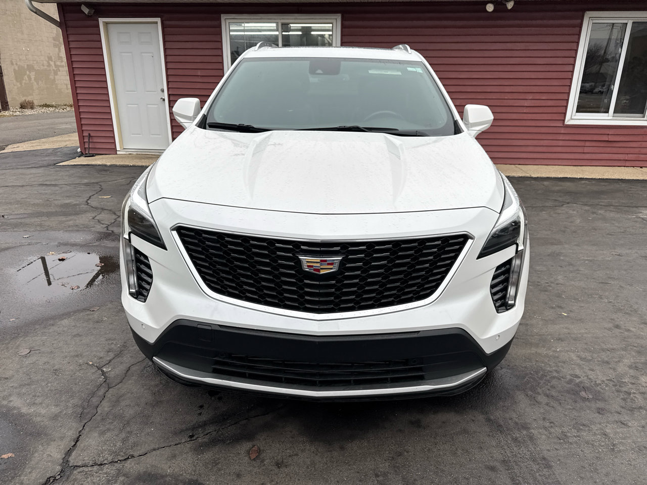 Used 2020 Cadillac XT4 Premium Luxury w/ Driver Awareness Package image 2