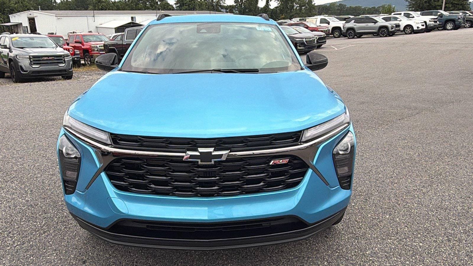 New 2026 Chevrolet Trax RS w/ Driver Confidence Package FWD video 2
