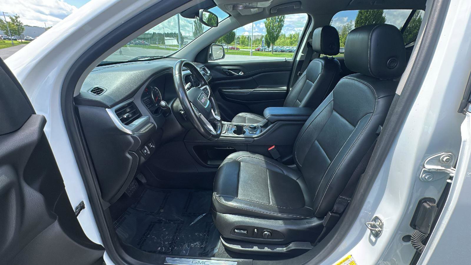 Used 2020 GMC Acadia SLT image 29