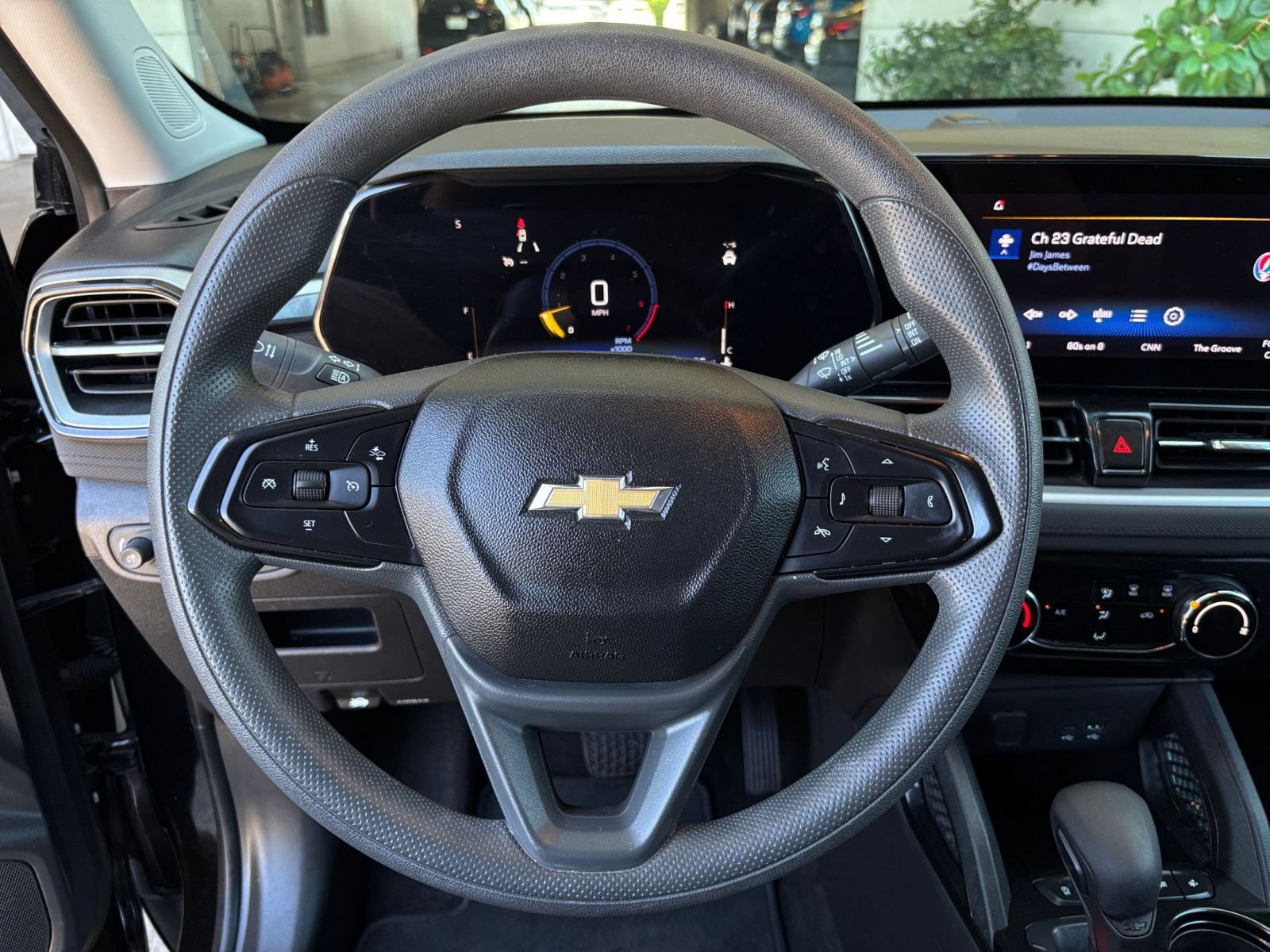 Used 2025 Chevrolet TrailBlazer LT FWD image 27