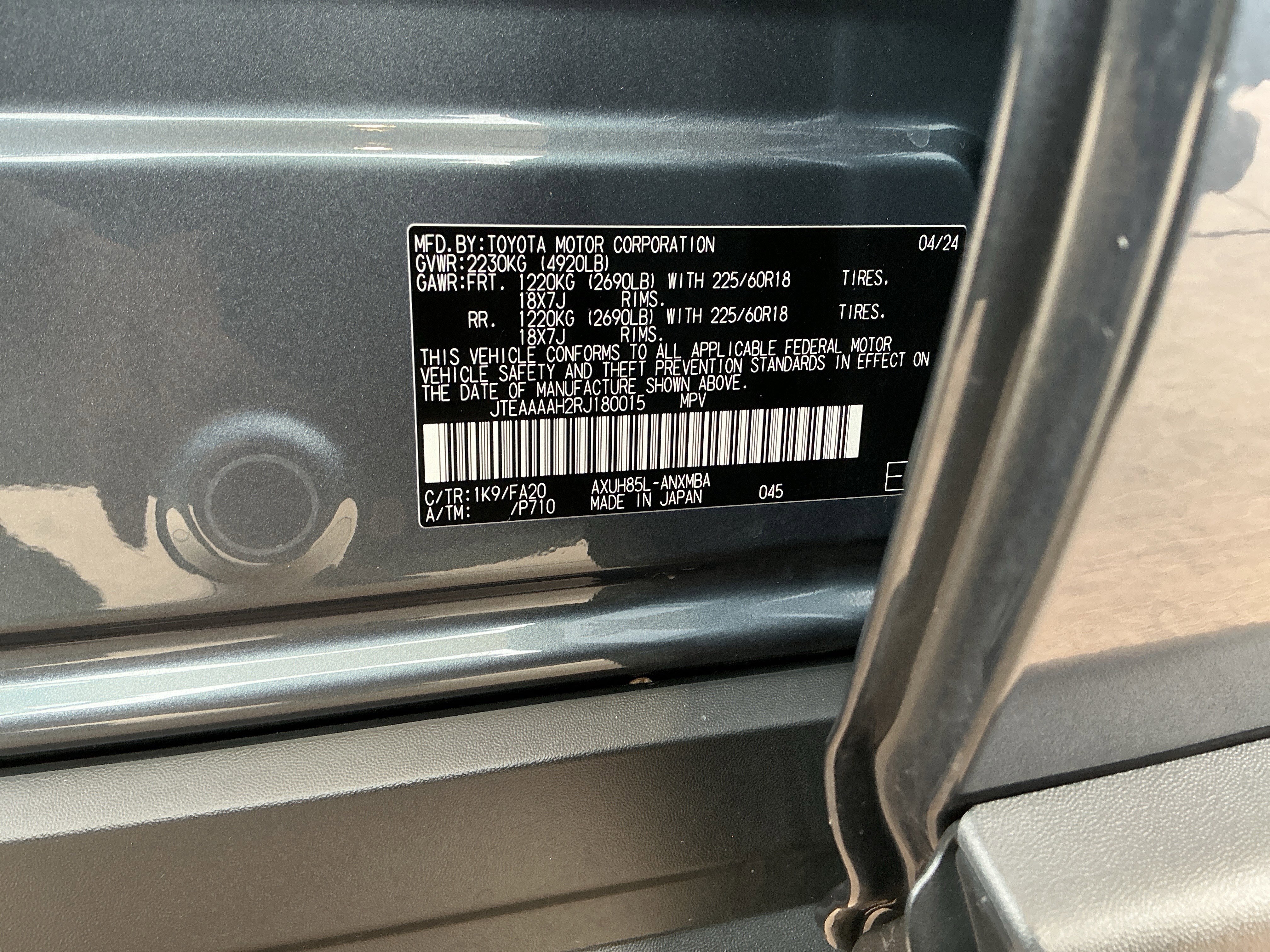 Used 2024 Toyota Venza LE AWD/4WD image 24