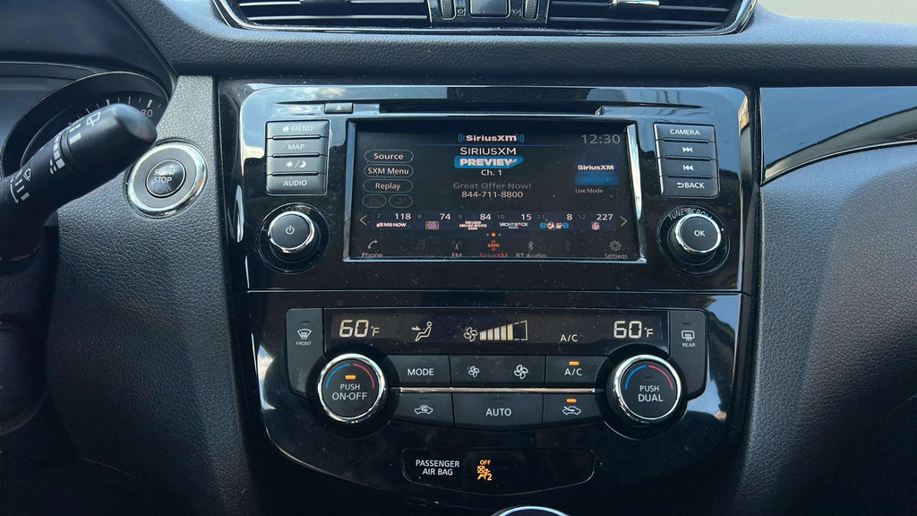 Used 2021 Nissan Rogue Sport SL FWD image 16