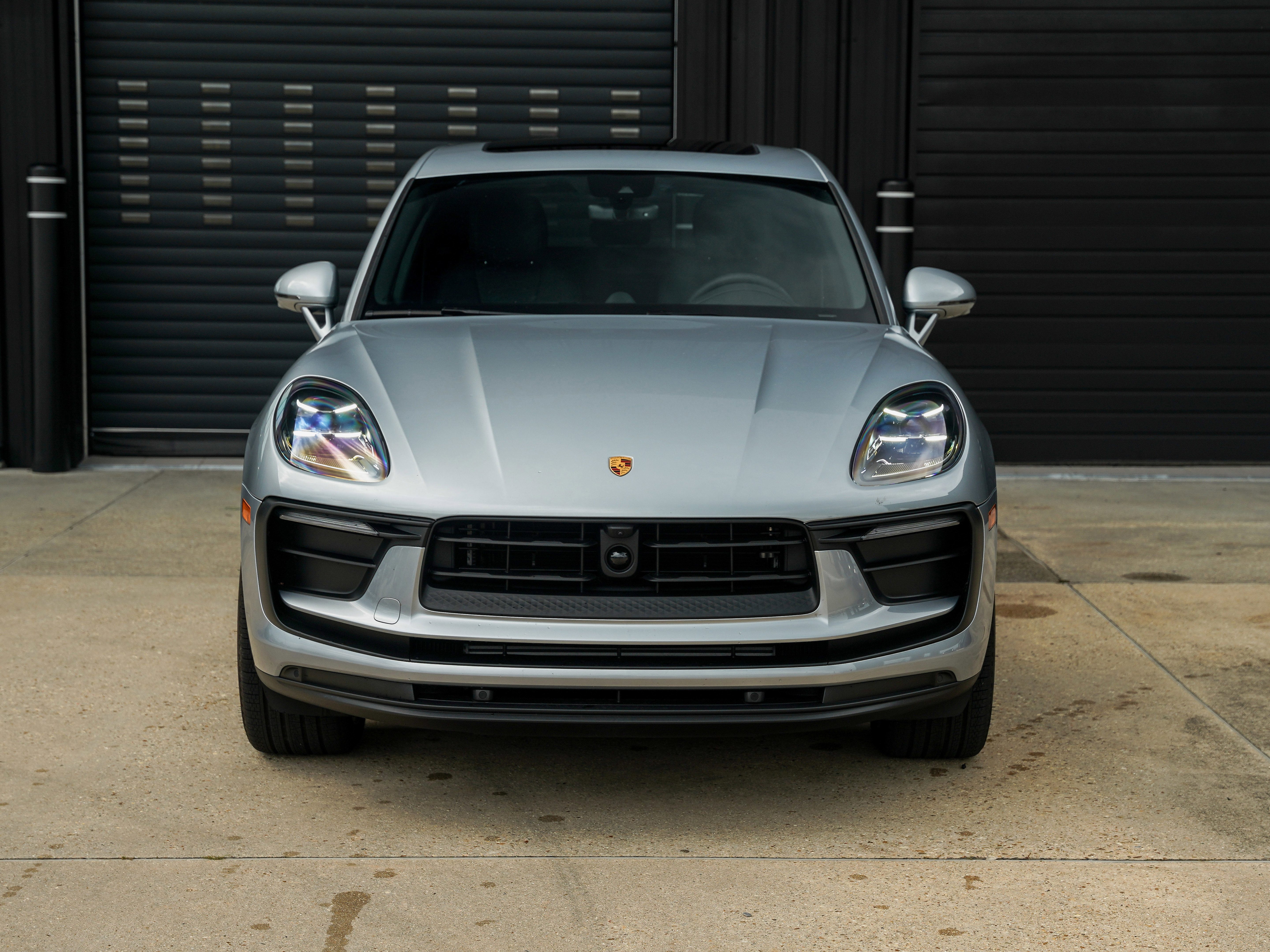 New 2025 Porsche Macan image 6