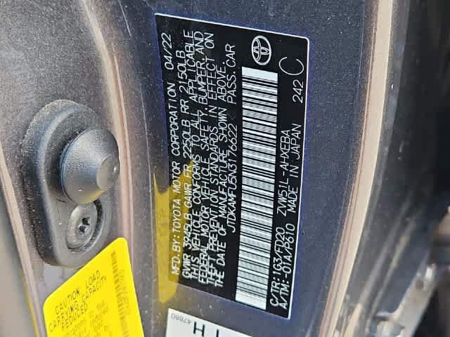 Used 2022 Toyota Prius LE FWD image 29
