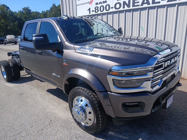 New 2027 RAM 4500 4x4 Crew Cab DRW w/ Laramie Trim Package image 1