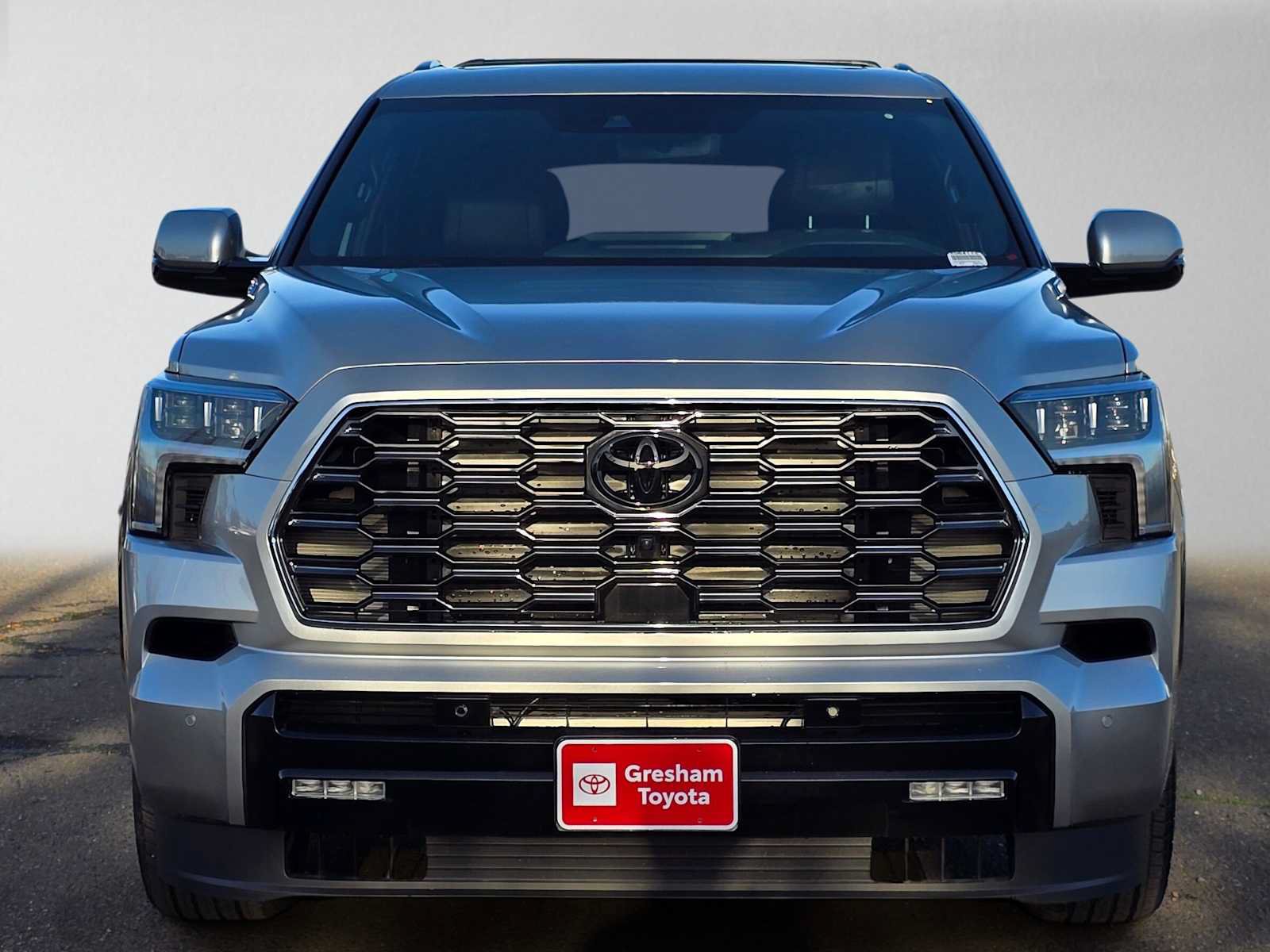 Used 2025 Toyota Sequoia Platinum AWD/4WD image 10