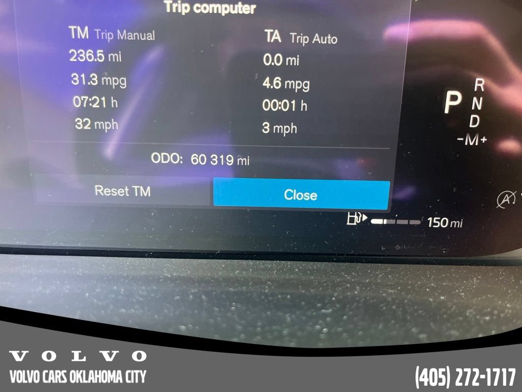 Certified 2023 Volvo XC40 B4 Plus w/ Driver Assist Package FWD image 11