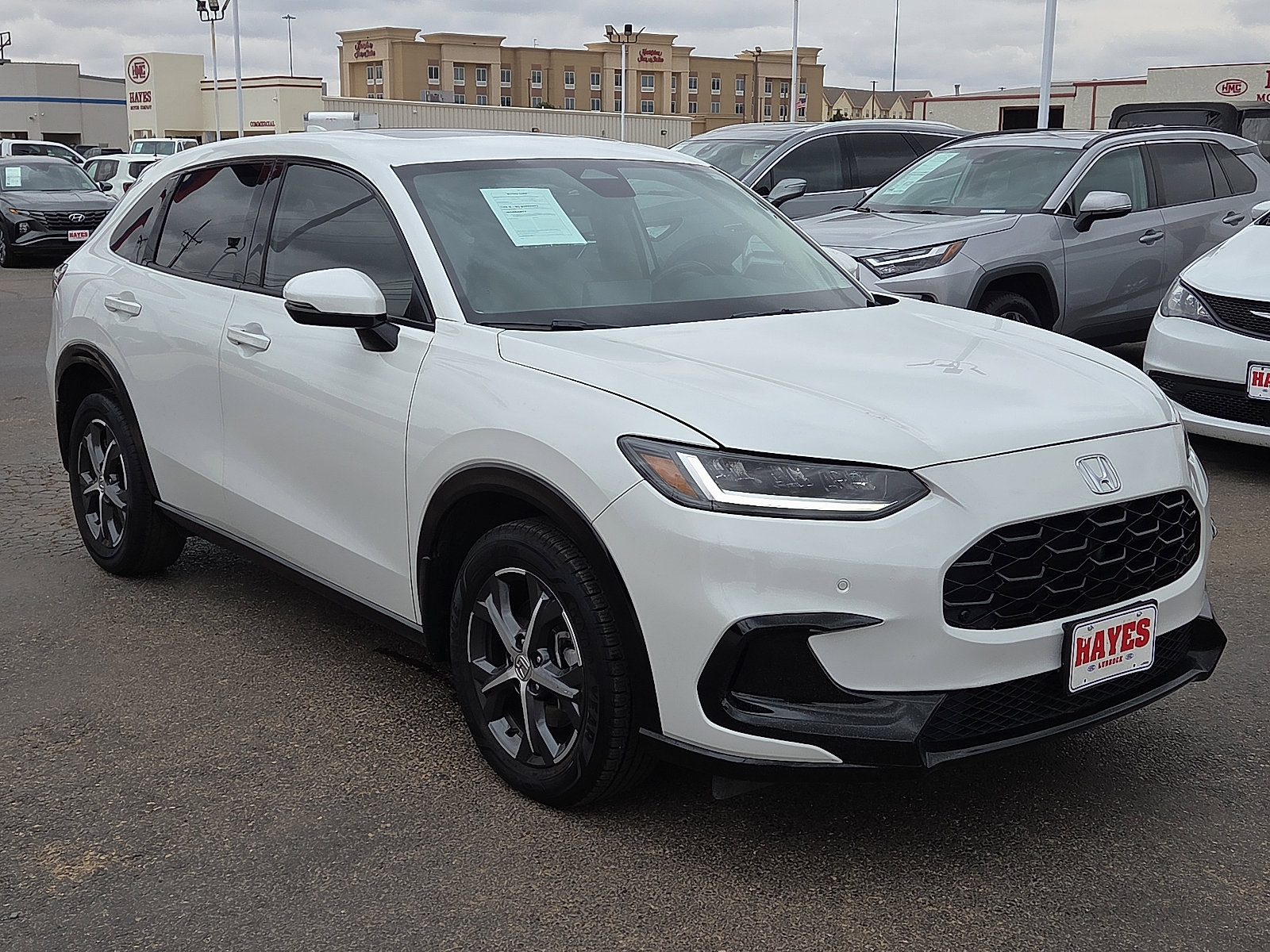 Used 2024 Honda HR-V EX-L image 5