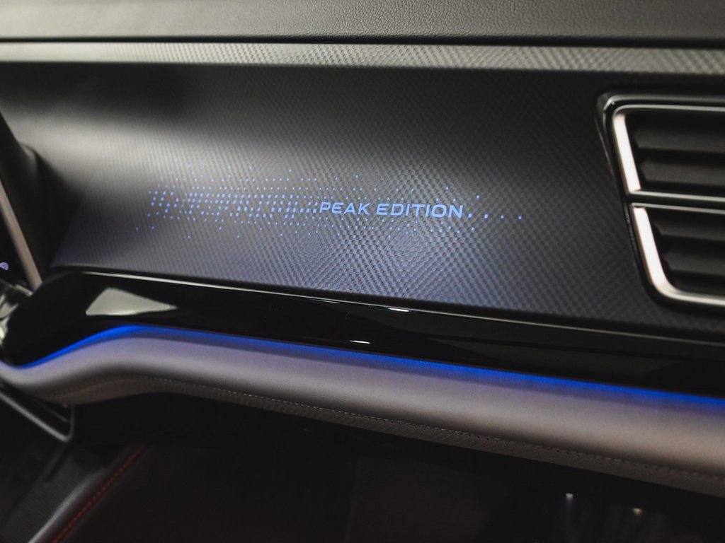 Used 2025 Volkswagen Atlas Peak Edition SE AWD/4WD image 39