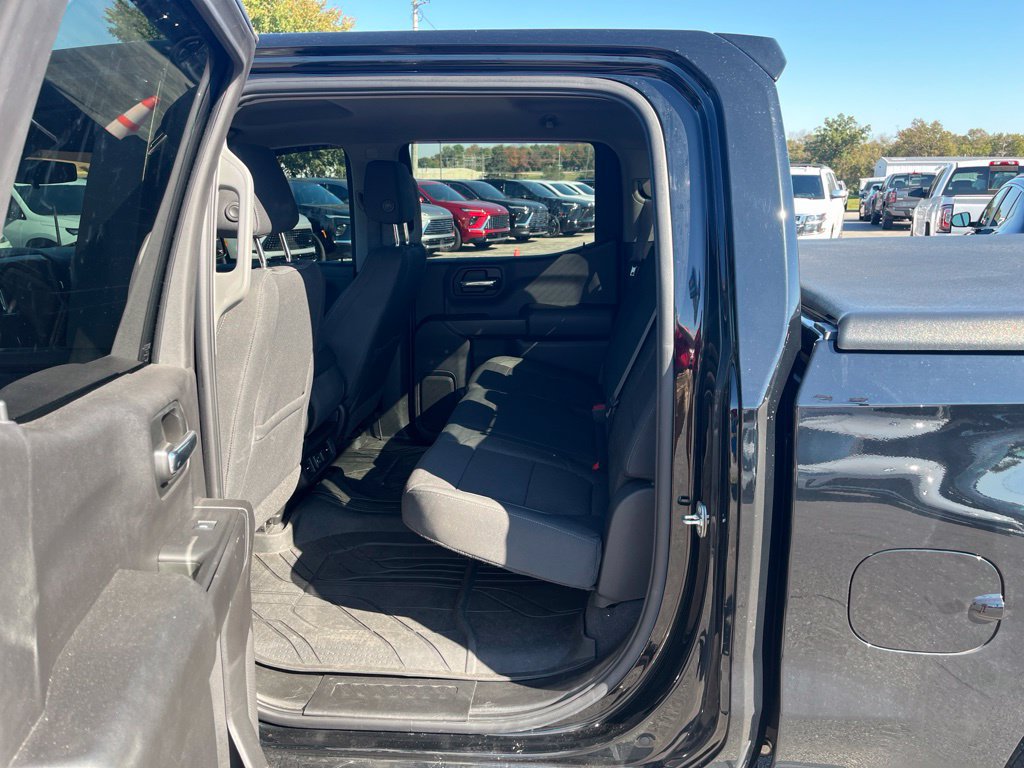 Used 2021 Chevrolet Silverado 1500 LT w/ Z71 Off-Road Package AWD/4WD image 9