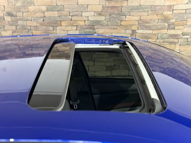 Used 2022 Hyundai Elantra N Line image 2