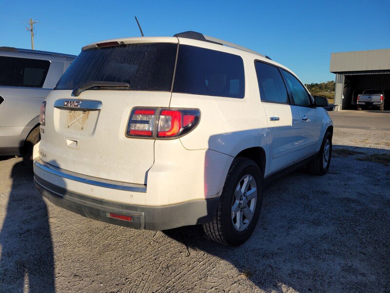 Used 2016 GMC Acadia SLE image 6
