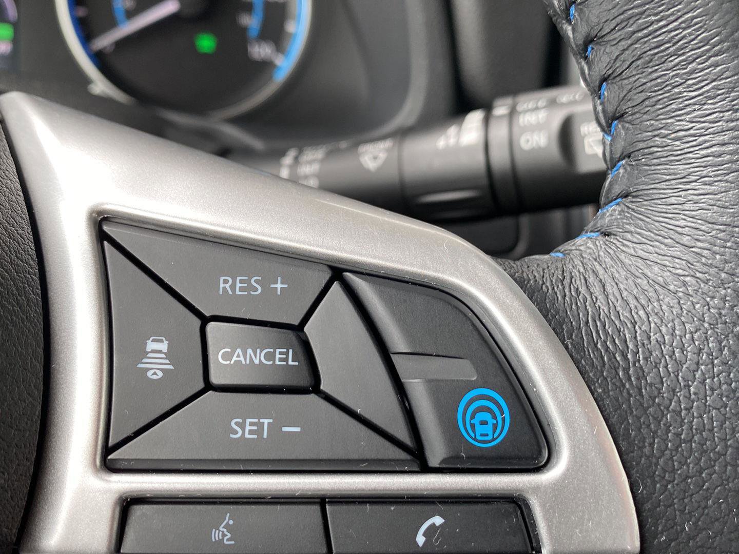 Used 2018 Nissan Leaf SL w/ SL Technology Package image 41