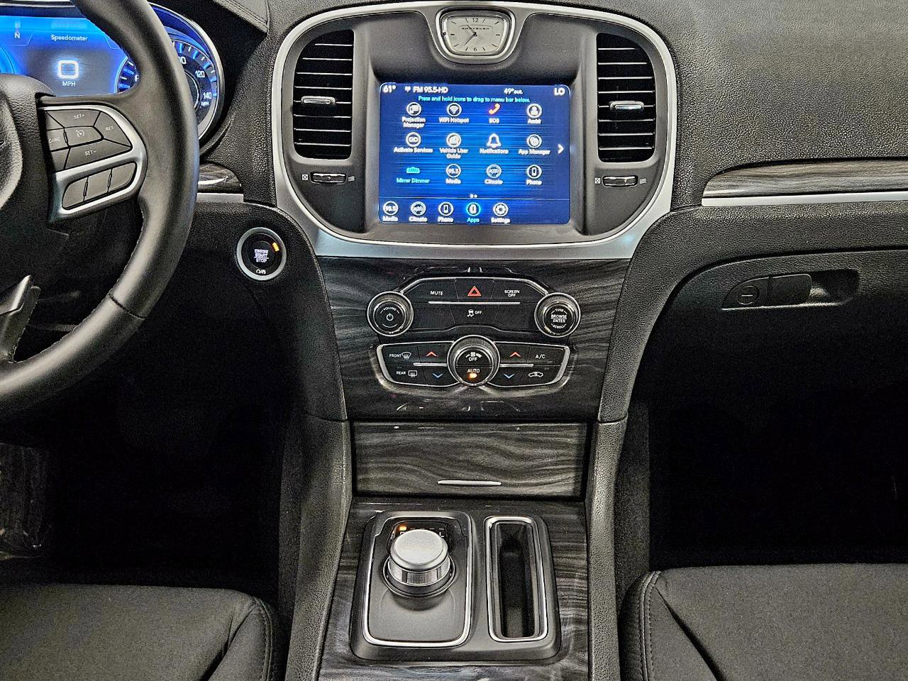 Used 2020 Chrysler 300 Touring w/ Sport Appearance Package image 15