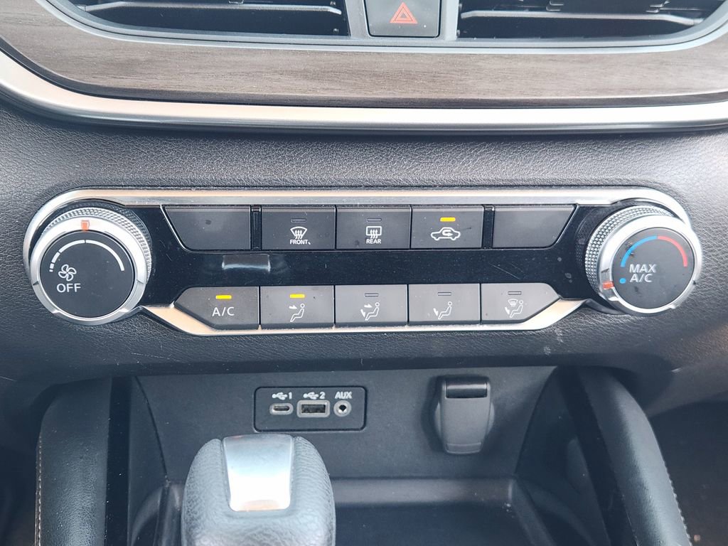 Used 2023 Nissan Altima 2.5 SV image 14