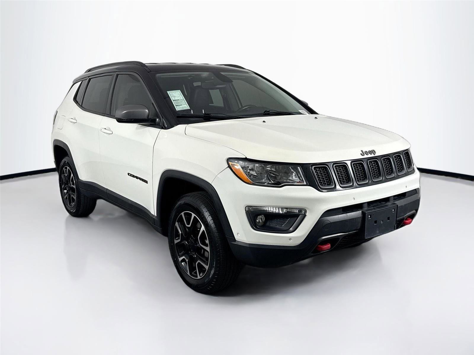 Used 2020 Jeep Compass Trailhawk image 4