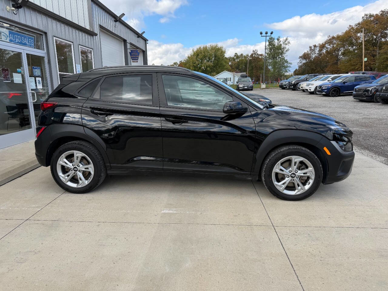 Used 2023 Hyundai Kona SEL w/ Cargo Package image 11