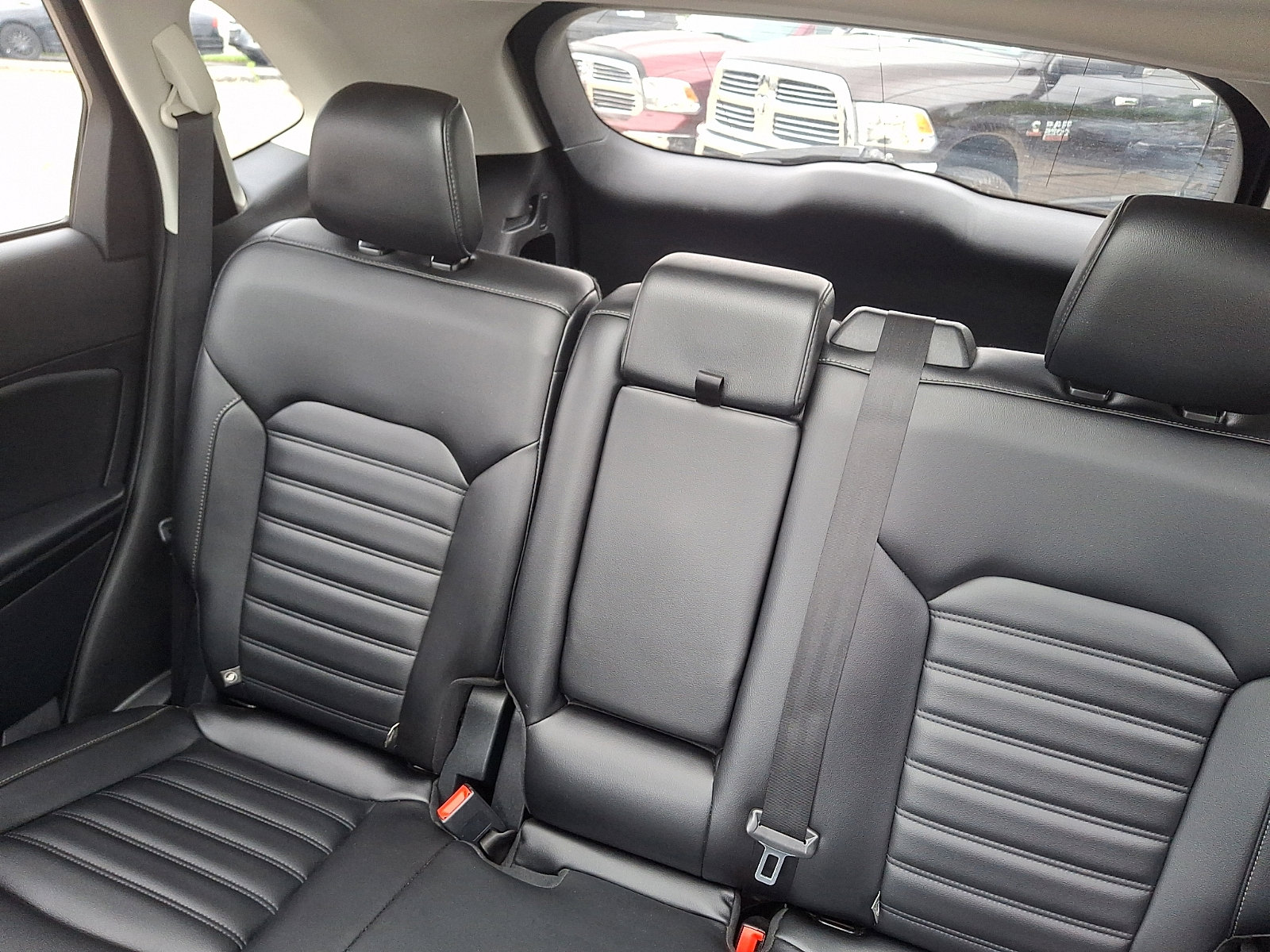 Used 2020 Ford Edge SEL w/ Convenience Package AWD/4WD image 18