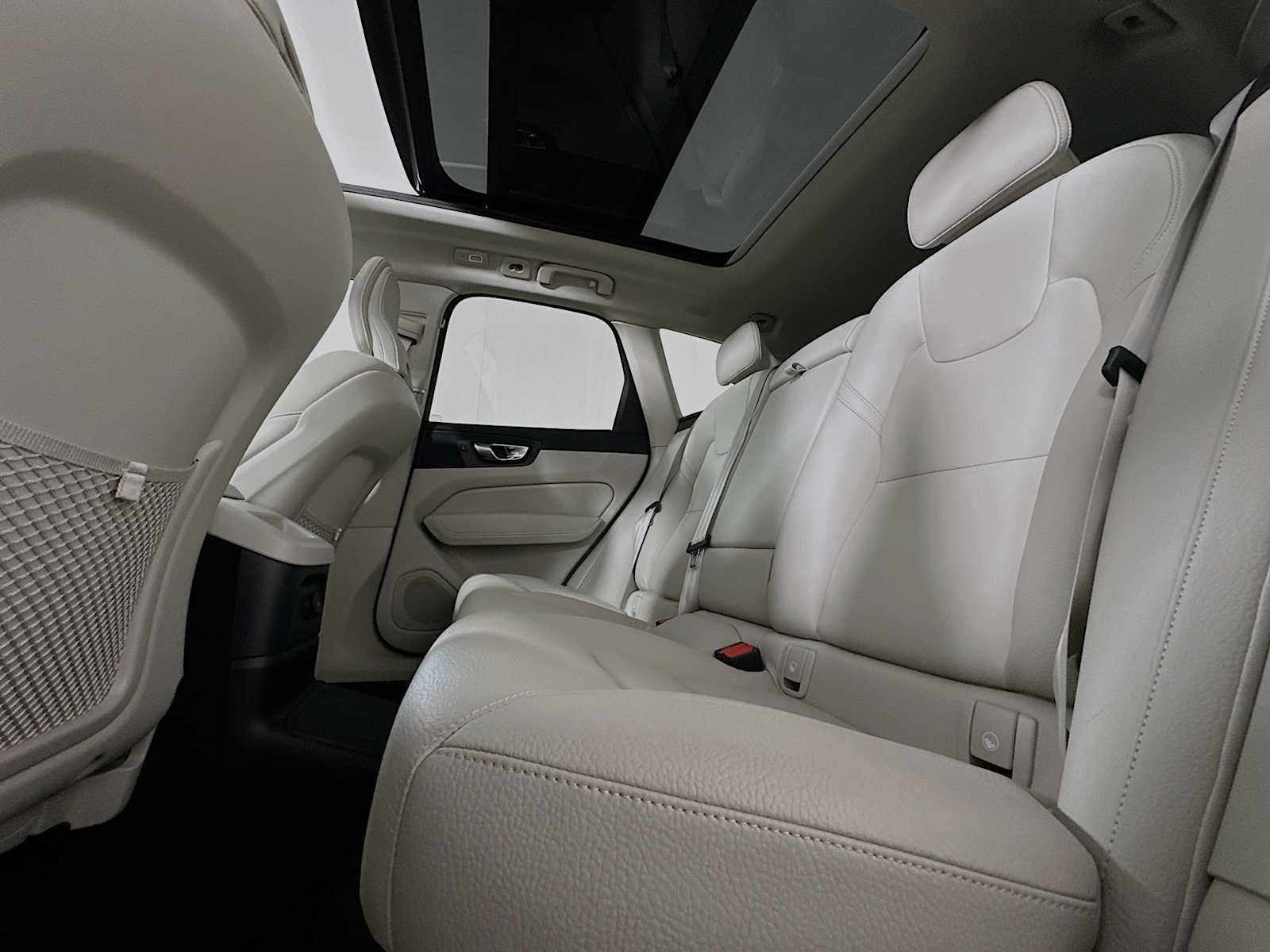 Used 2025 Volvo XC60 T8 Core w/ Protection Package Premier image 23