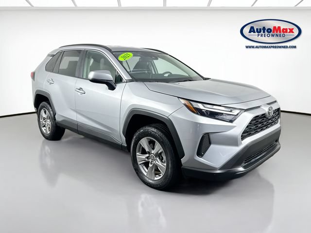 Used 2025 Toyota RAV4 XLE AWD/4WD video 1