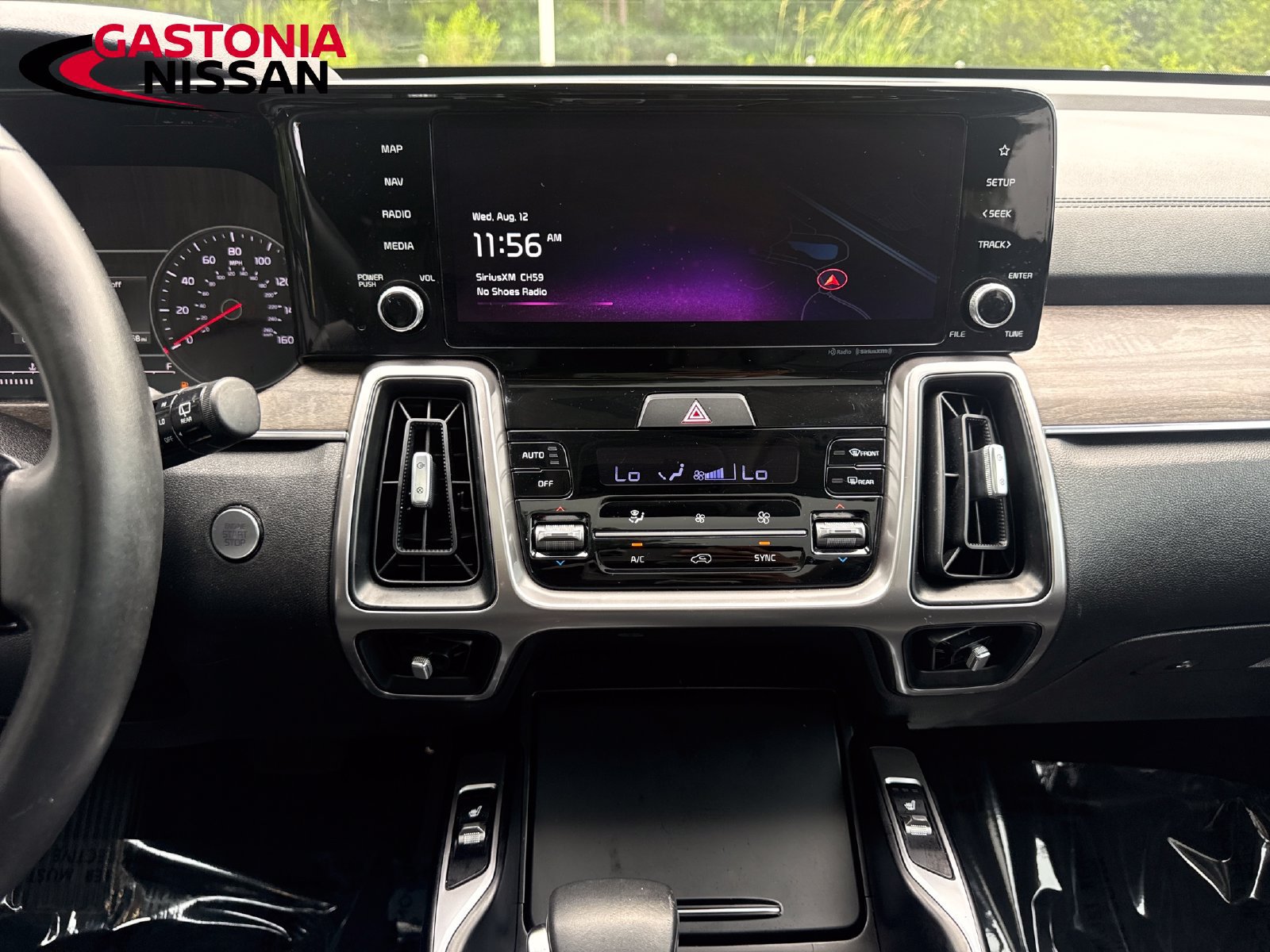 Used 2023 Kia Sorento EX w/ Panoramic Sunroof Package FWD image 19