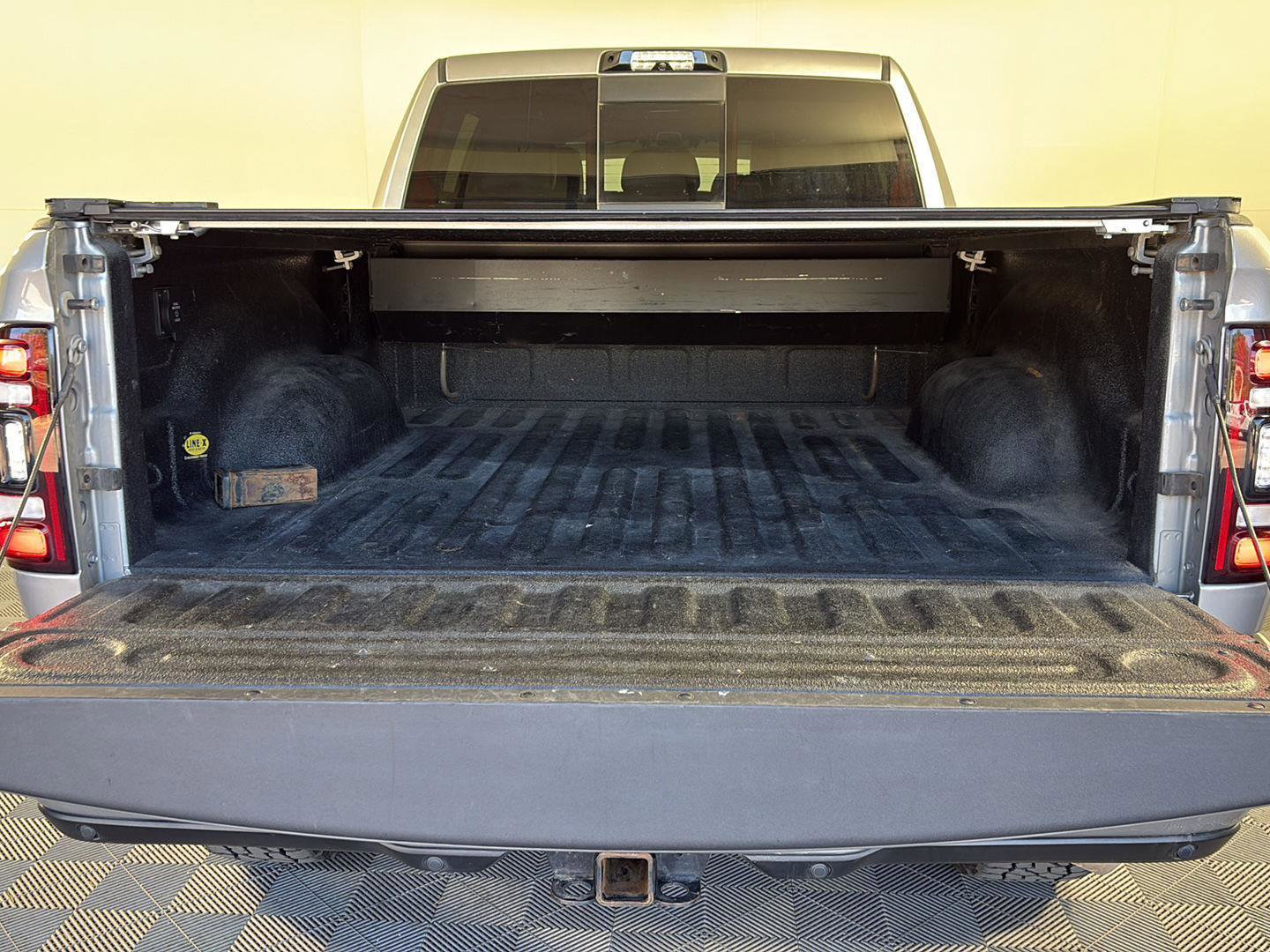 Used 2022 RAM 2500 Laramie AWD/4WD image 11