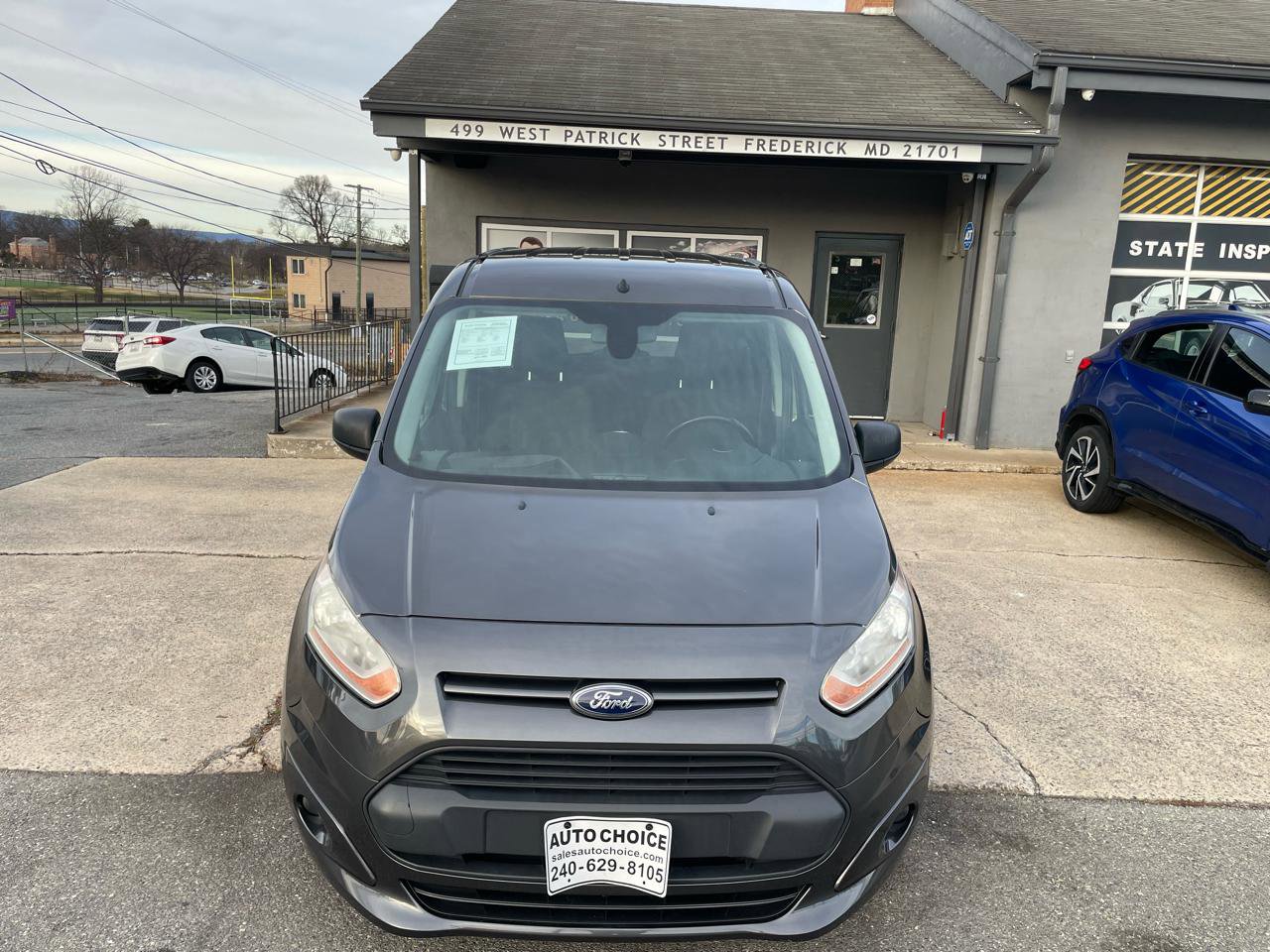 Used 2016 Ford Transit Connect XLT image 5