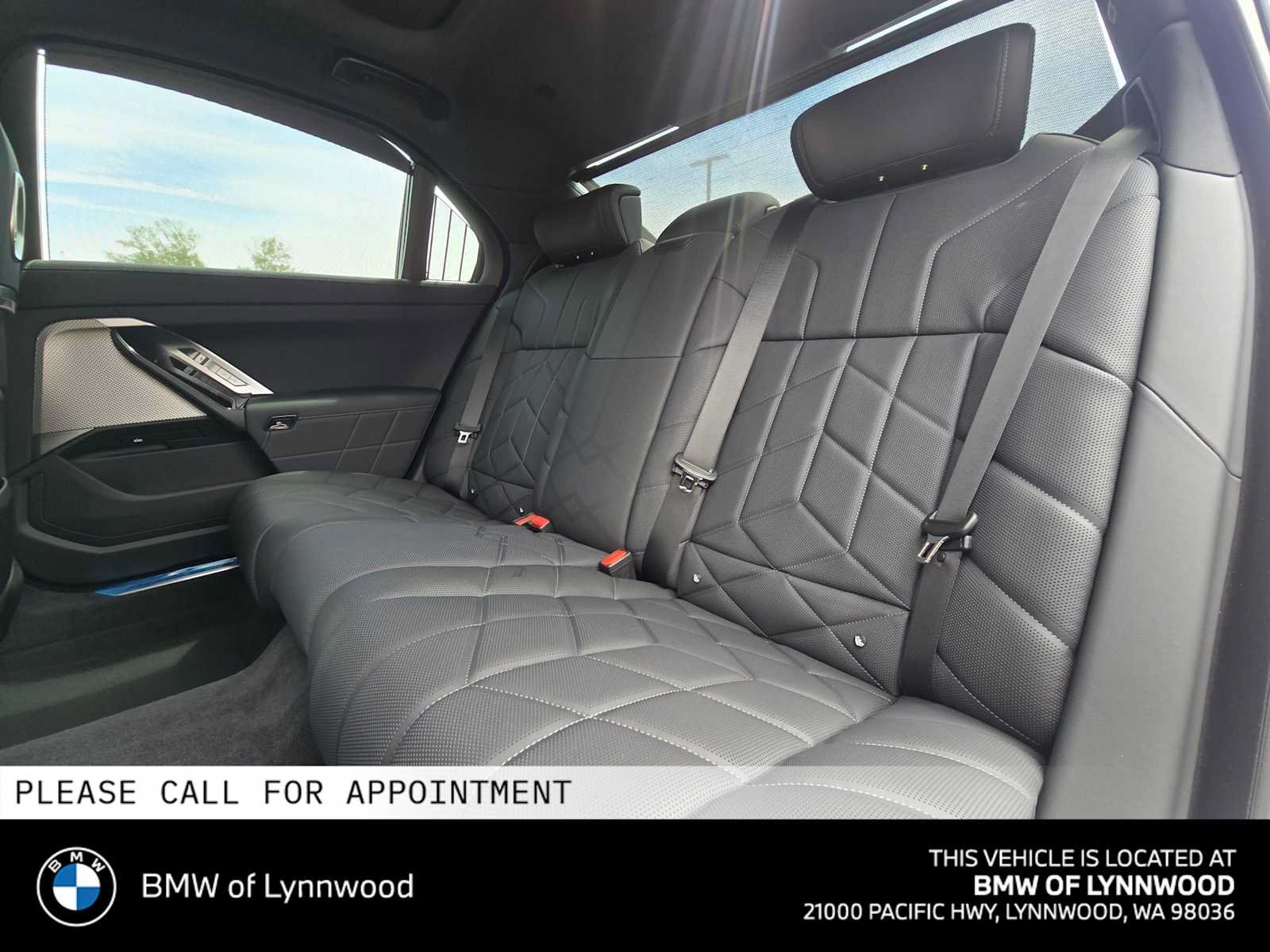 New 2026 BMW i7 xDrive60 AWD/4WD image 17