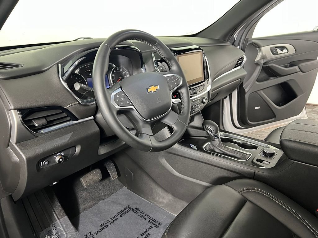 Certified 2023 Chevrolet Traverse LT w/ LT Premium Package AWD/4WD image 10