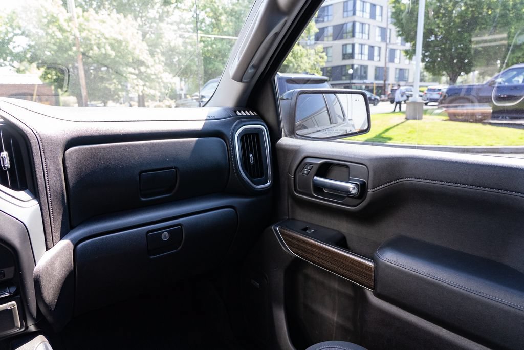 Used 2020 Chevrolet Silverado 1500 RST AWD/4WD image 9