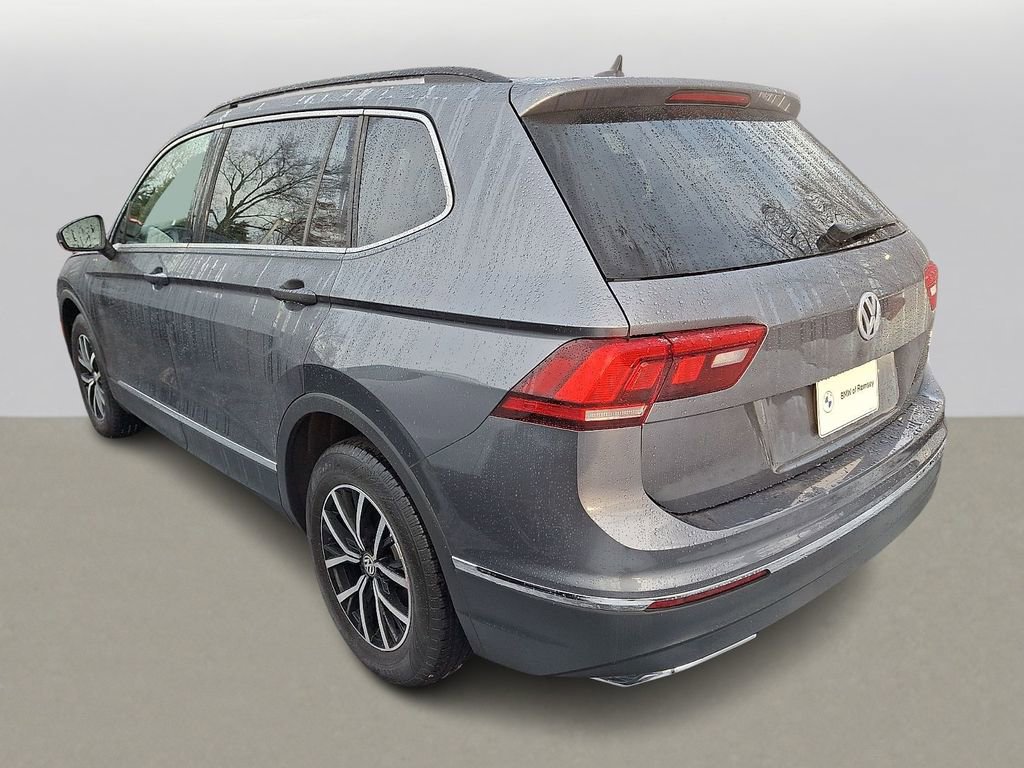 Used 2021 Volkswagen Tiguan SE w/ Panoramic Sunroof Package image 5