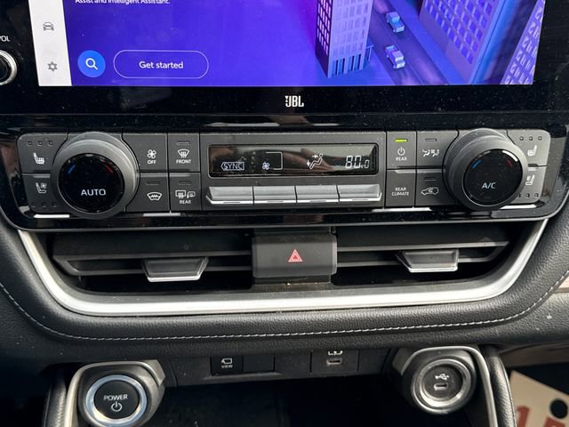 Used 2024 Toyota Grand Highlander Limited image 32