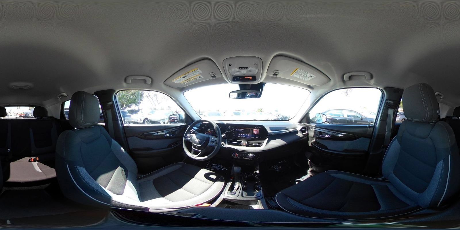 Used 2025 Chevrolet TrailBlazer LT FWD image 43