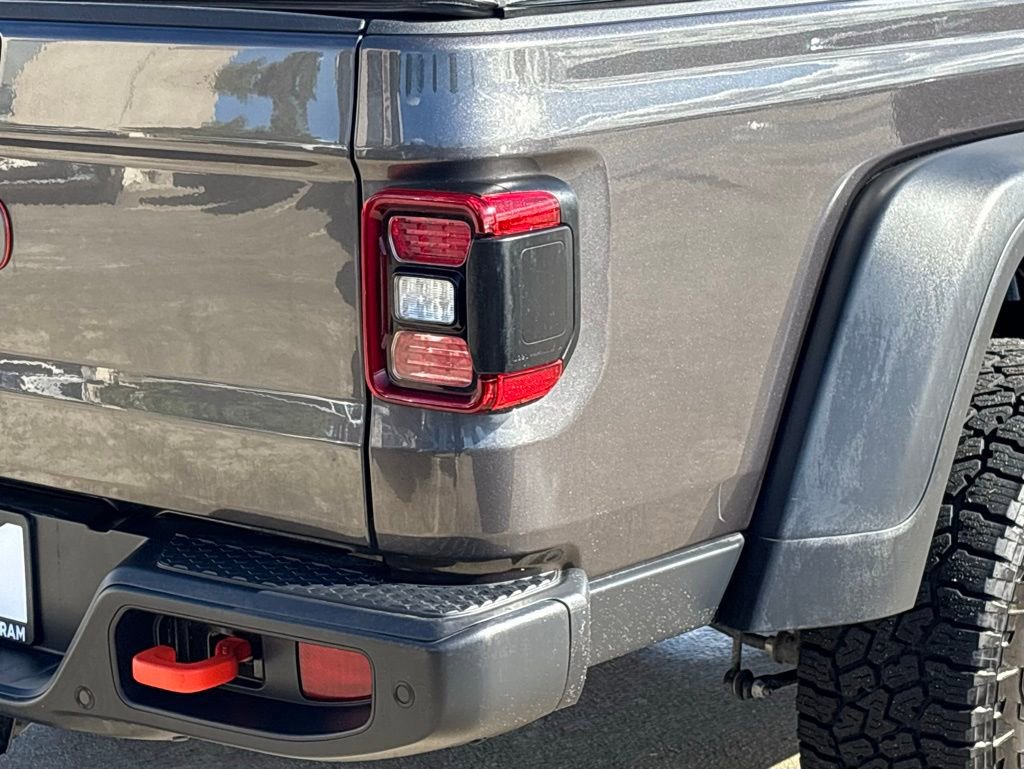 Used 2024 Jeep Gladiator Mojave w/ Technology Group image 6