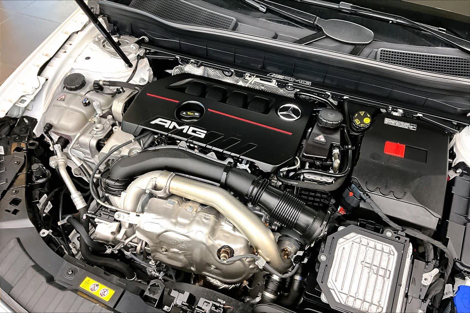Used 2026 Mercedes-Benz GLB 35 AMG 4MATIC image 31