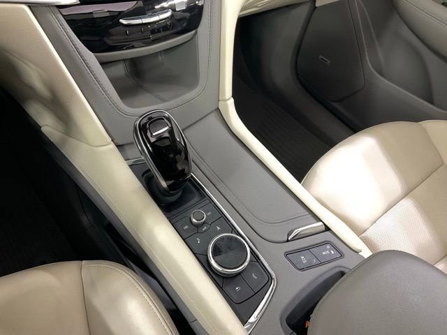 Certified 2022 Cadillac XT6 Premium Luxury w/ Technology Package image 13