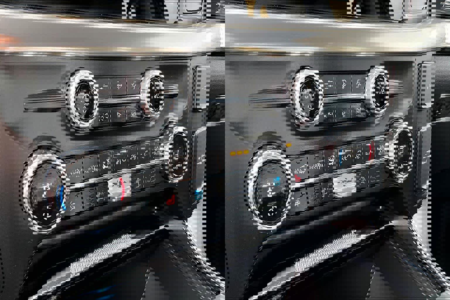 Used 2021 Ford F150 Lariat w/ Equipment Group 502A High image 31