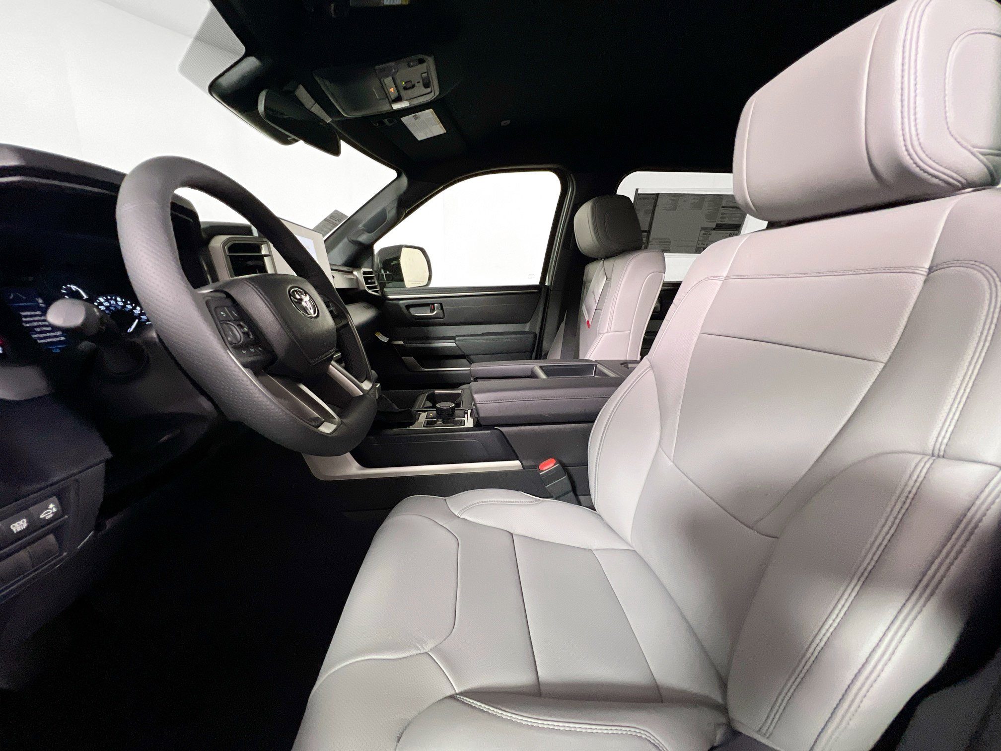 New 2026 Toyota Tundra SR5 AWD/4WD image 14