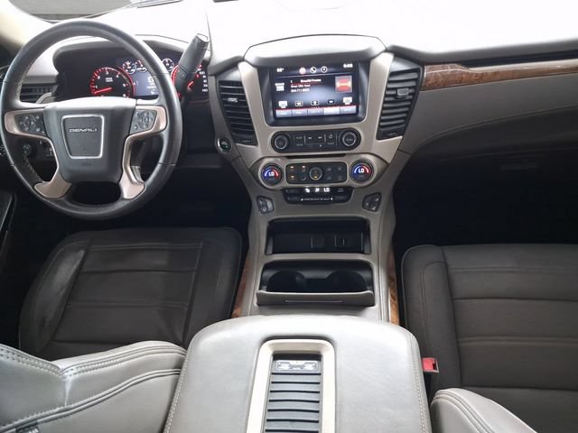 Used 2015 GMC Yukon Denali w/ Premium Package AWD/4WD image 25