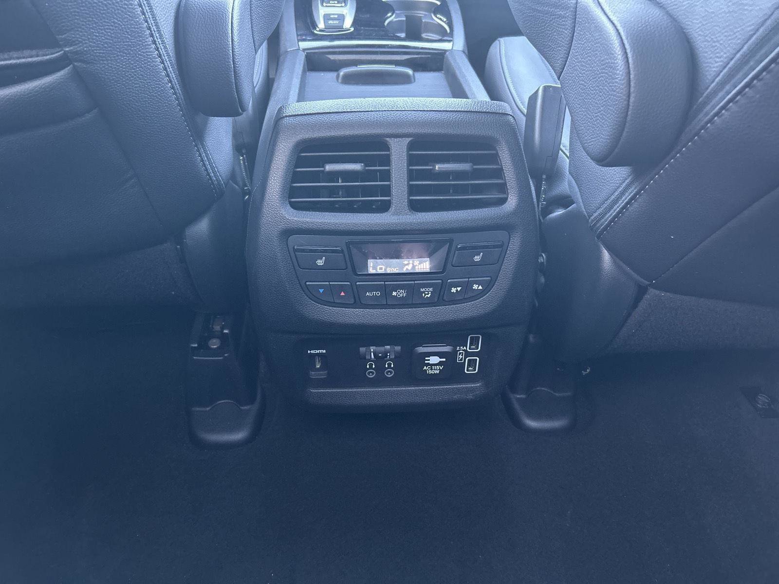 Used 2022 Honda Pilot Elite image 9