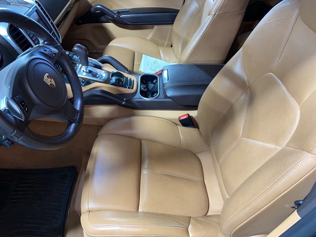 Used 2014 Porsche Cayenne Diesel AWD/4WD image 8