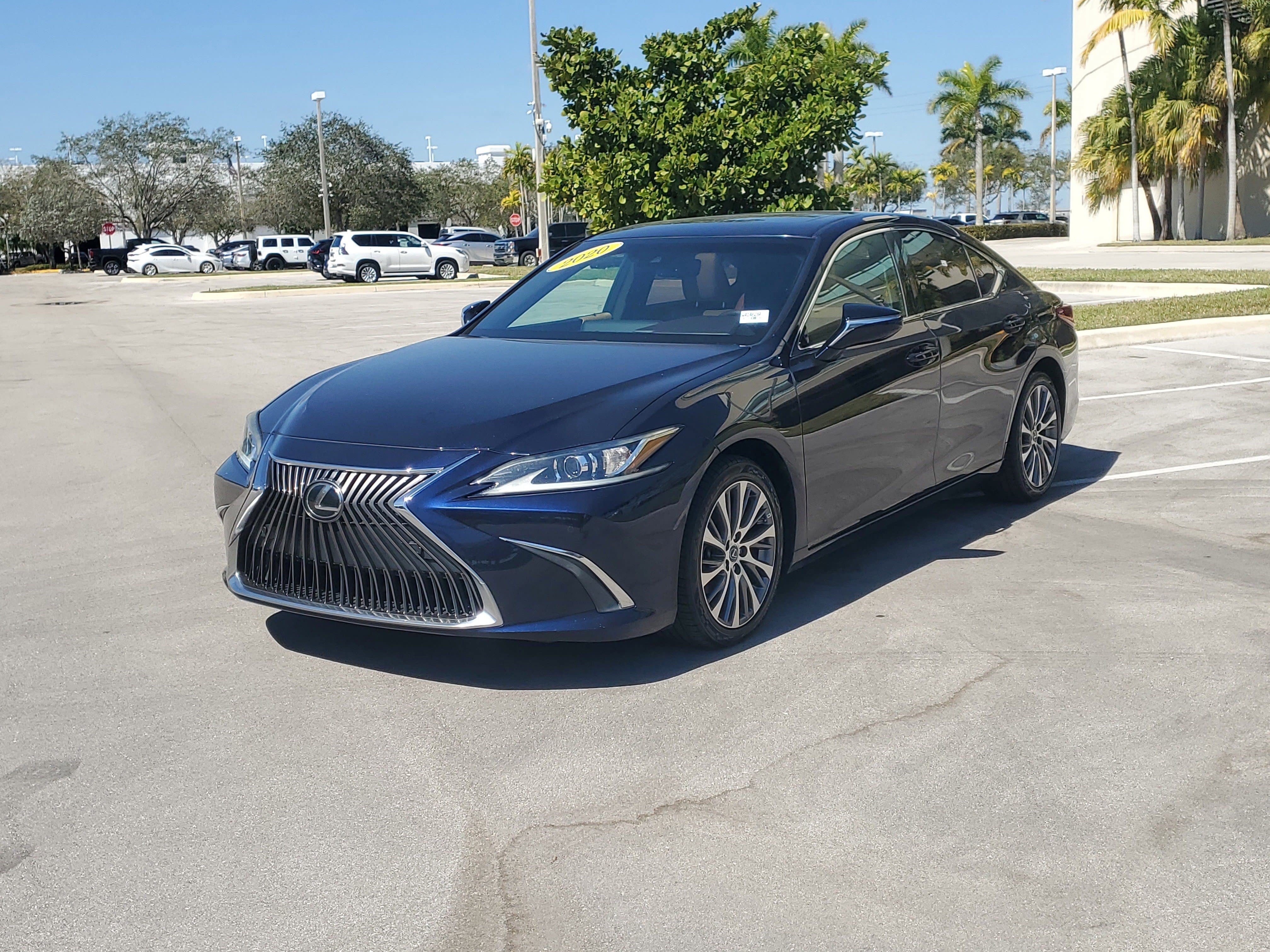 Used 2020 Lexus ES 350 w/ Premium Package FWD image 7