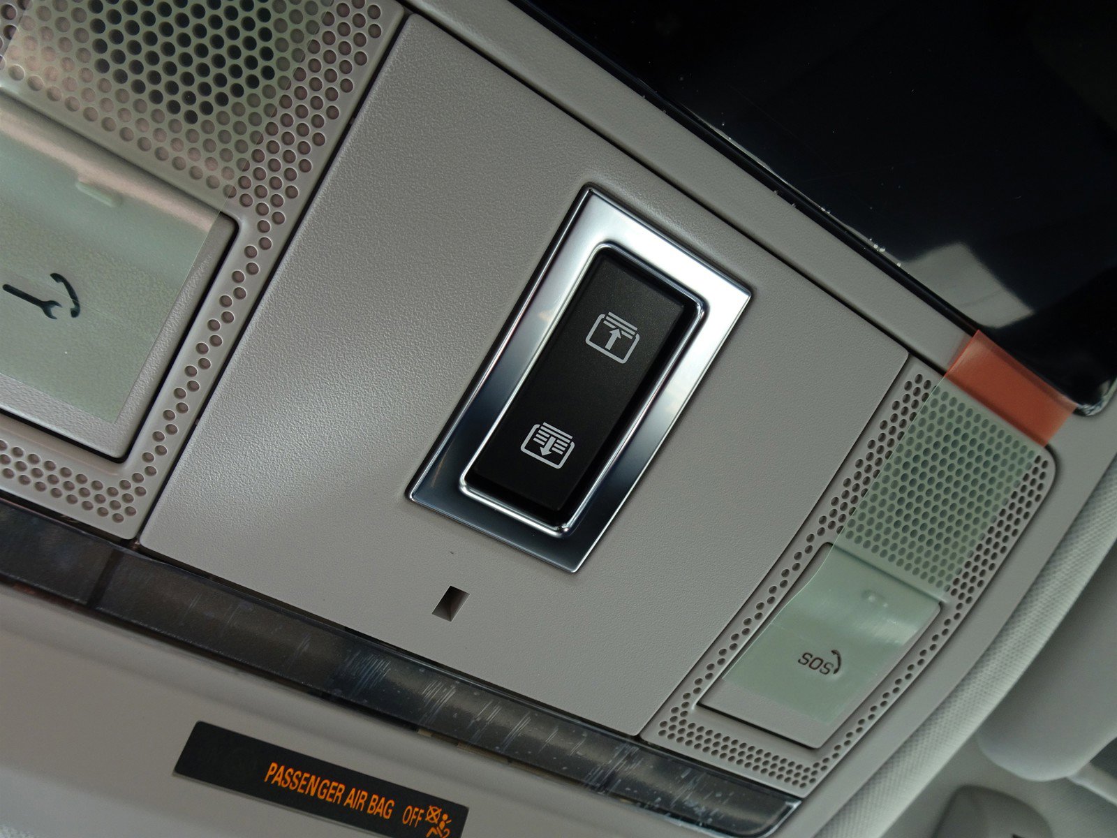 New 2025 Land Rover Discovery Sport S image 31