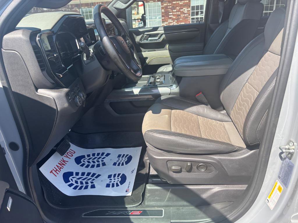 Used 2024 Chevrolet Silverado 2500 ZR2 w/ LPO, Dark Essentials Package image 16