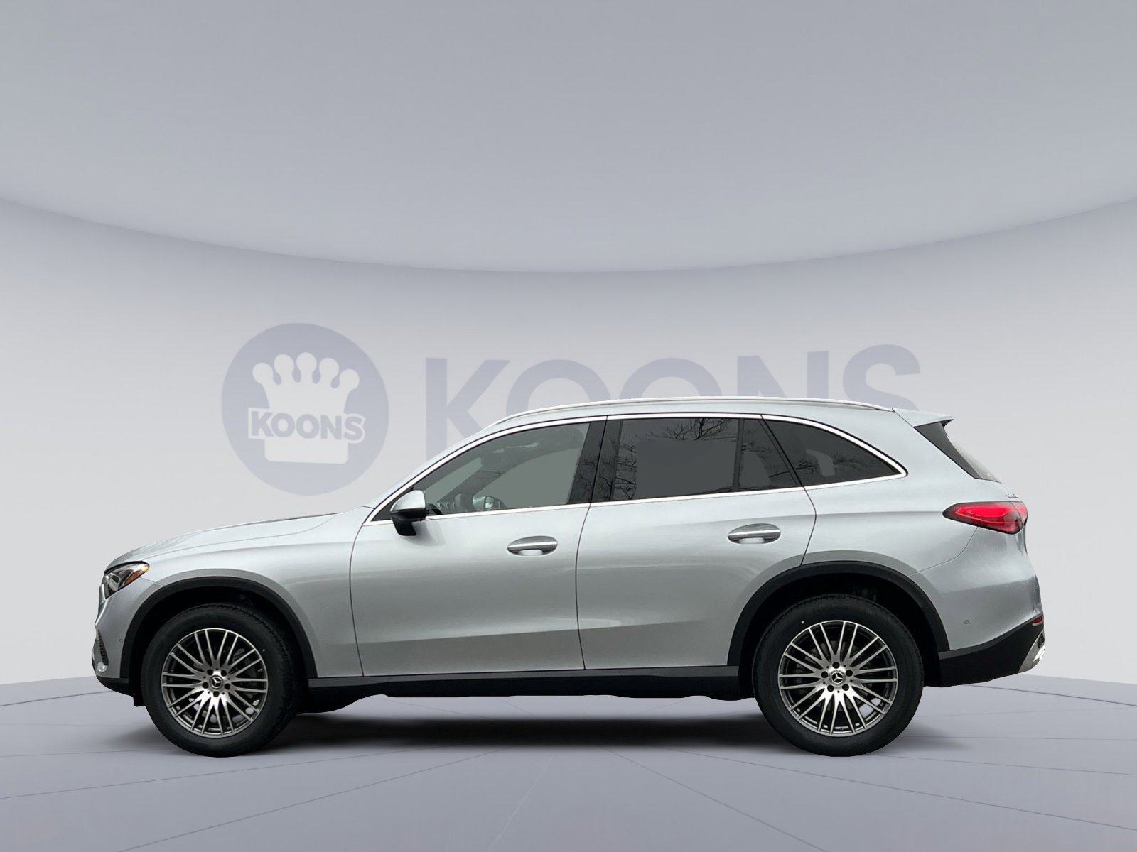New 2026 Mercedes-Benz GLC 300 4MATIC image 2